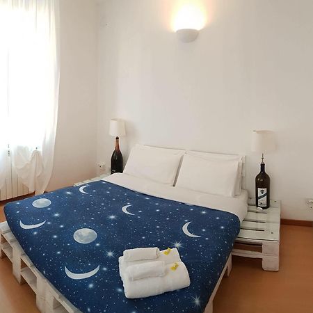 Uptown B'N'B Hotel Бергамо Екстериор снимка