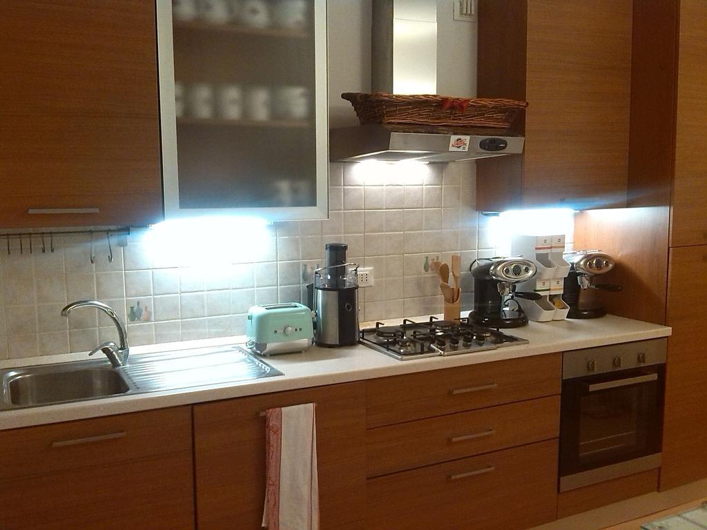 Uptown B'N'B Hotel Бергамо Екстериор снимка