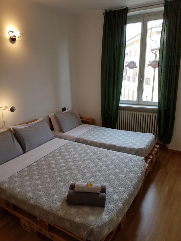 Uptown B'N'B Hotel Бергамо Екстериор снимка