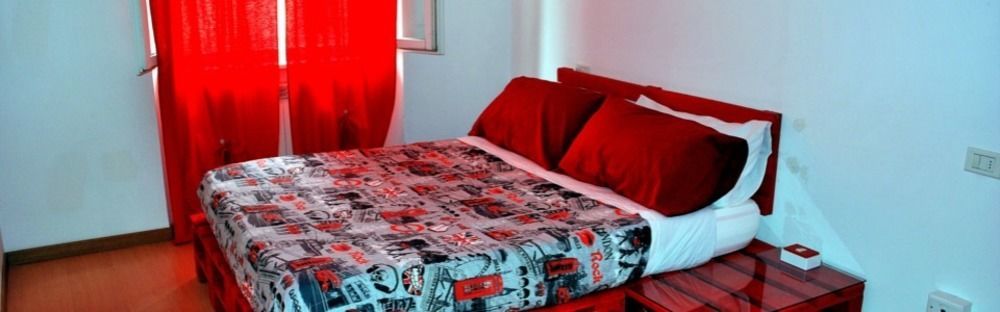 Uptown B'N'B Hotel Бергамо Екстериор снимка