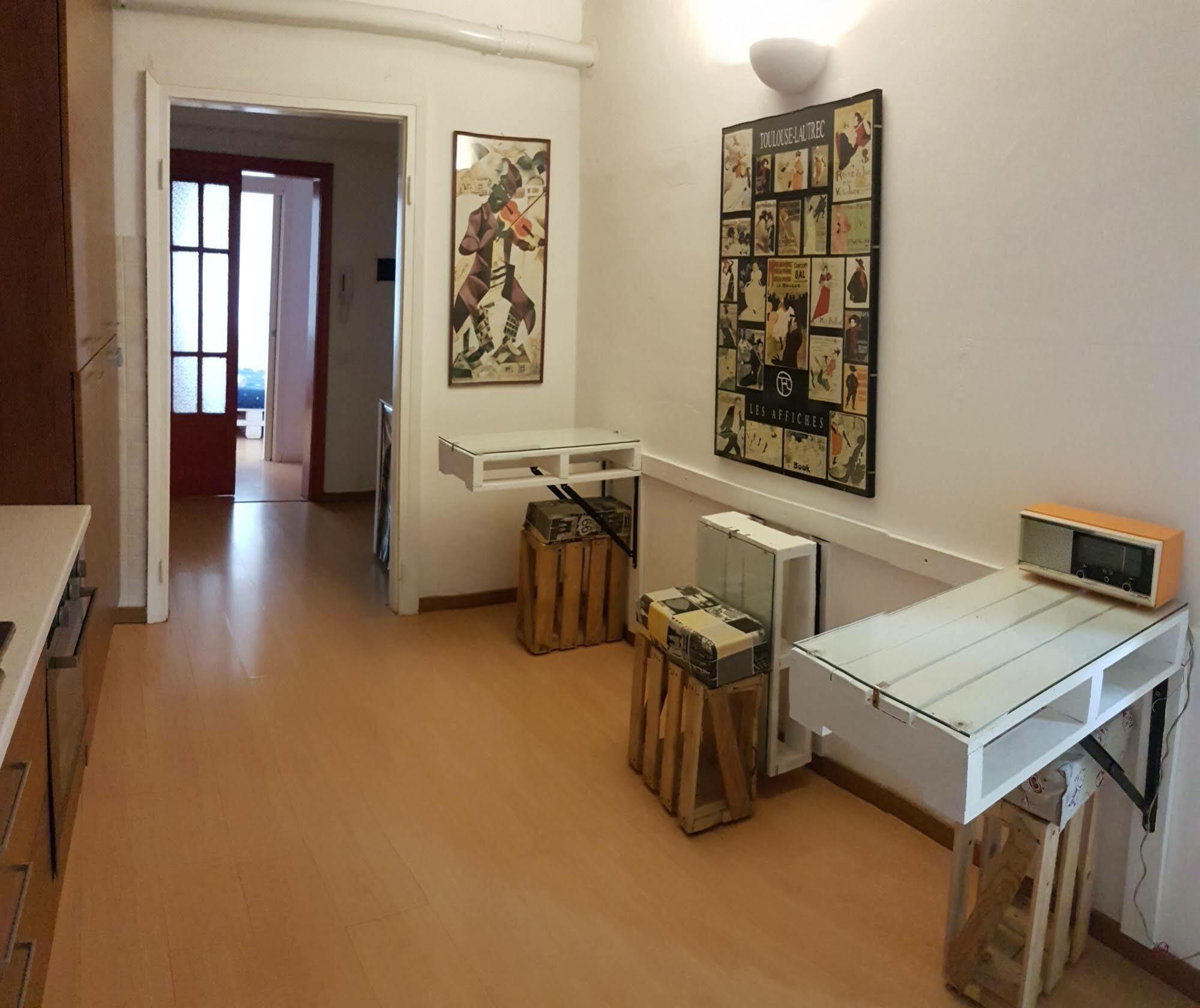 Uptown B'N'B Hotel Бергамо Екстериор снимка