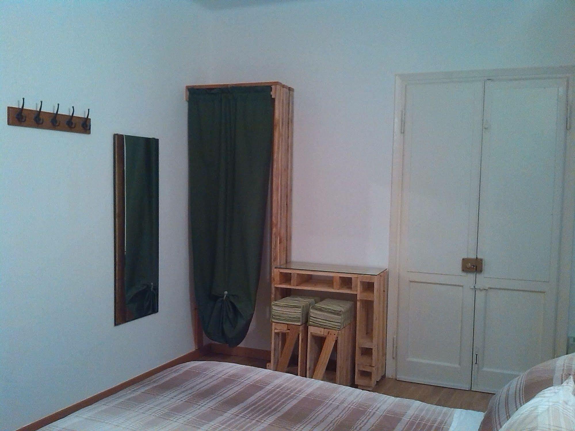 Uptown B'N'B Hotel Бергамо Екстериор снимка